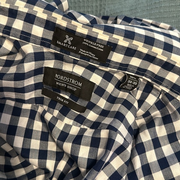 Nordstrom, men’s shop trim, fit blue and white dress shirt. 15.5 32-33 - Picture 4 of 5